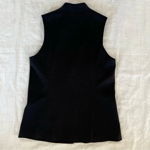 Chico’s size 0/small woman’s fully lined button up dressy vest. - Picture 4 of 10